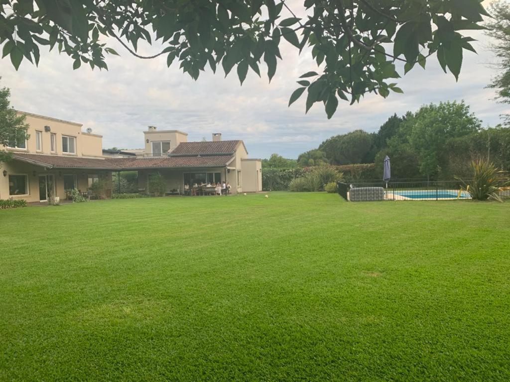 Del Pilar, Barrio Cerrado Vacaciones Сasa de vacaciones *