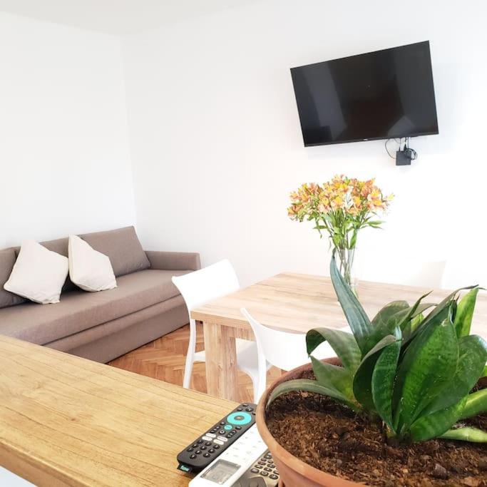 Apartamento Bonito Y Luminoso 2 Ambientes En *