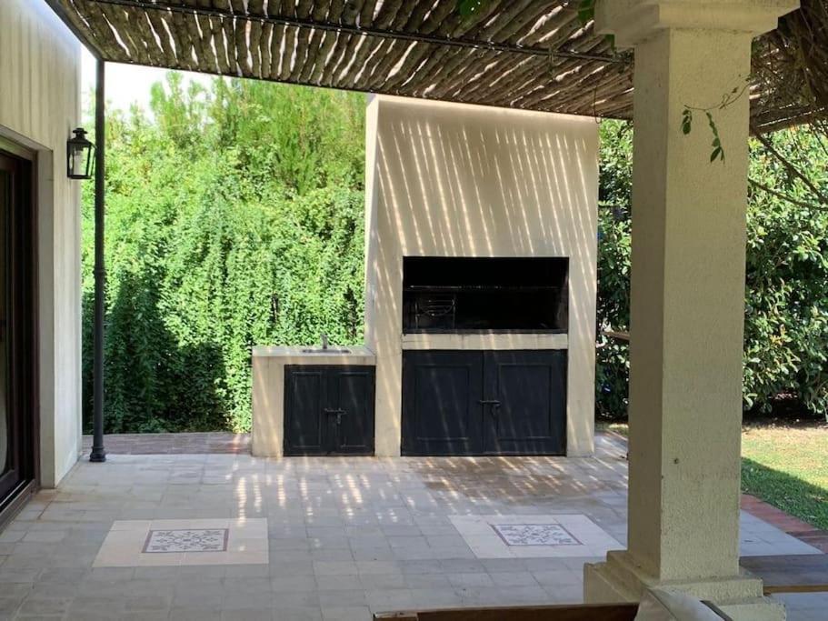 Summer House In Pilar. Office, Garden, Pool * Ciudad Autónoma de Buenos Aires