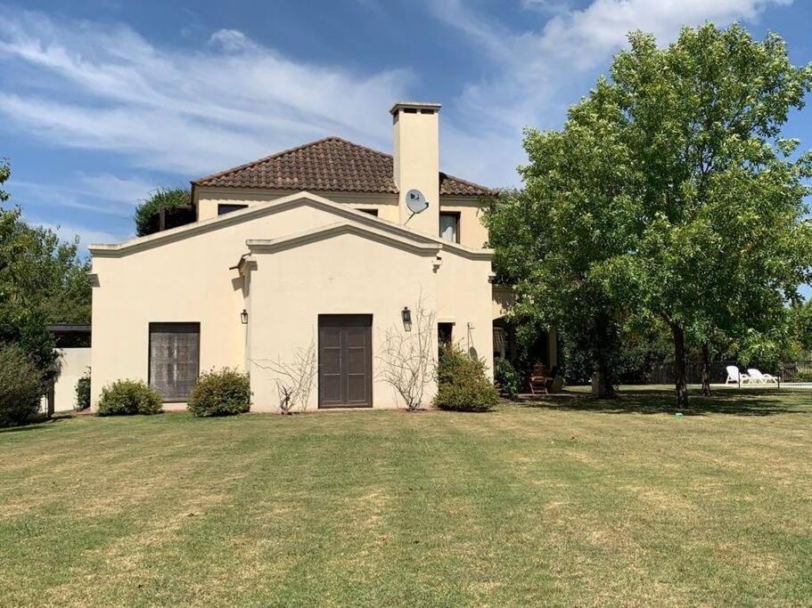 Summer House In Pilar. Office, Garden, Pool Ciudad Autónoma de Buenos Aires