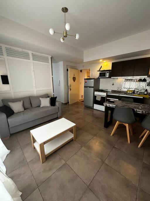 Apartamento Departamento En Crespo A 4 Cuadras Del Movistar Arena