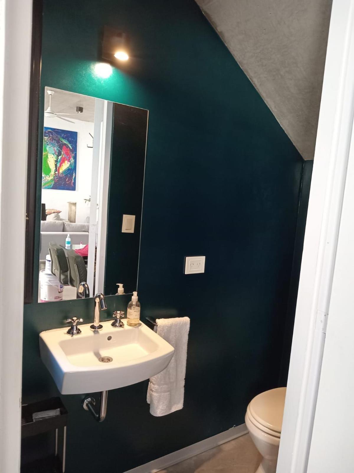 Habitación en casa particular Con Bano Uso Exclusivo En Casa Compartida En Primer Piso Por Escalera