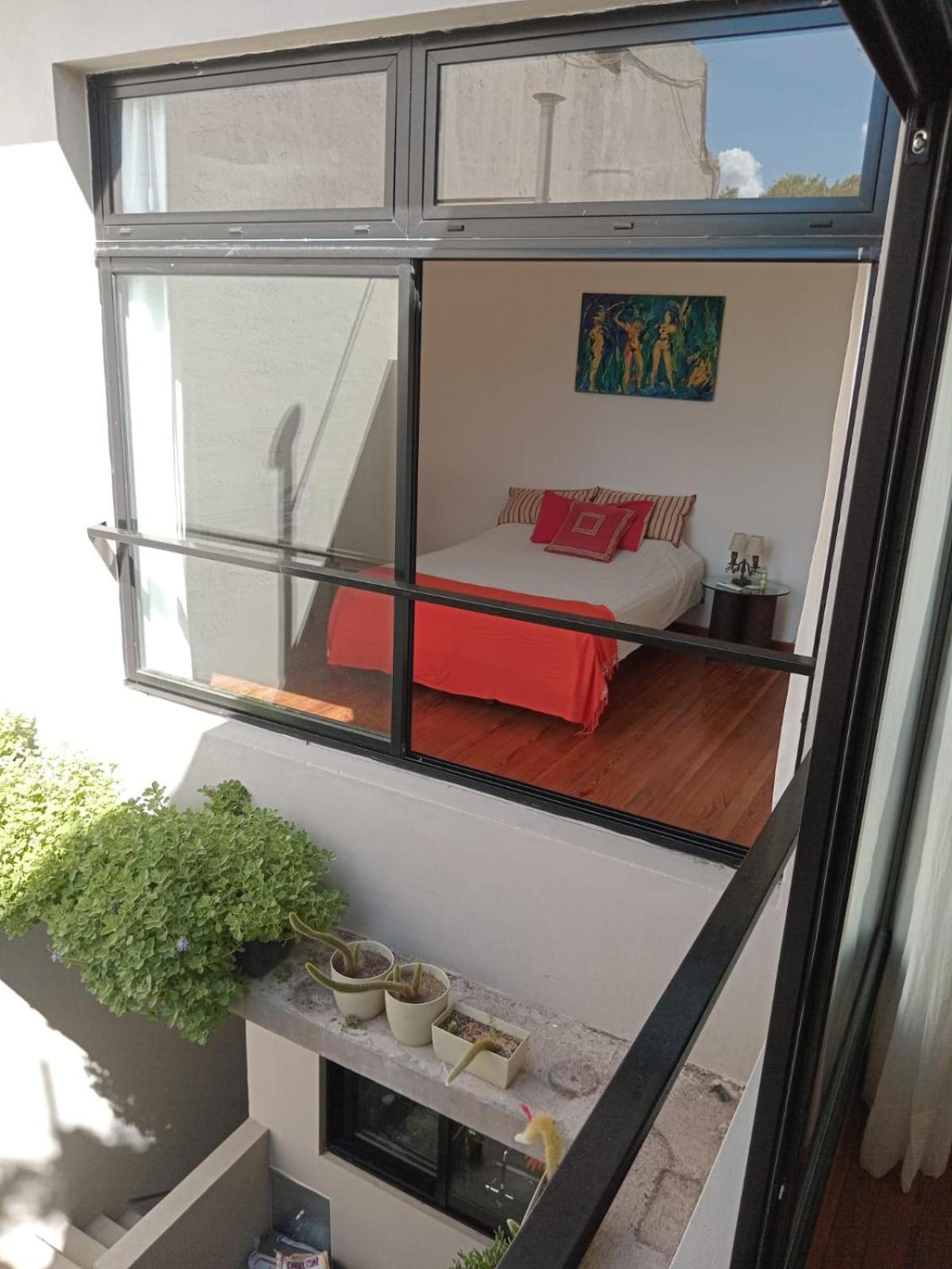 Con Bano Uso Exclusivo En Casa Compartida En Primer Piso Por Escalera * Ciudad Autónoma de Buenos Aires