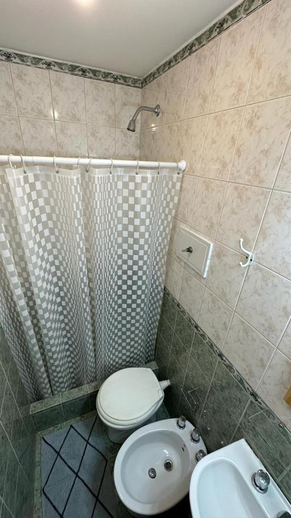 Apartamento Comodo 2 Ambientes En Crespo, Movistar Arena