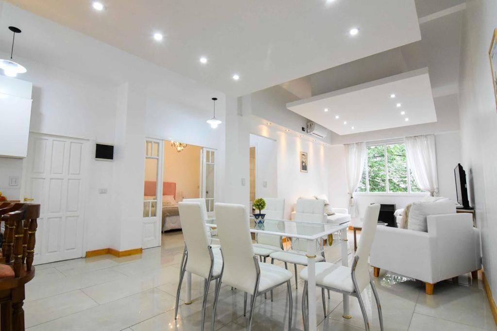 Dpto. En Recoleta: Calido, Proximo Y Confortable Apartamento *