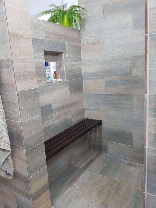 Grande Y Luminosa Cerca Del Subte Linea B Homestay *