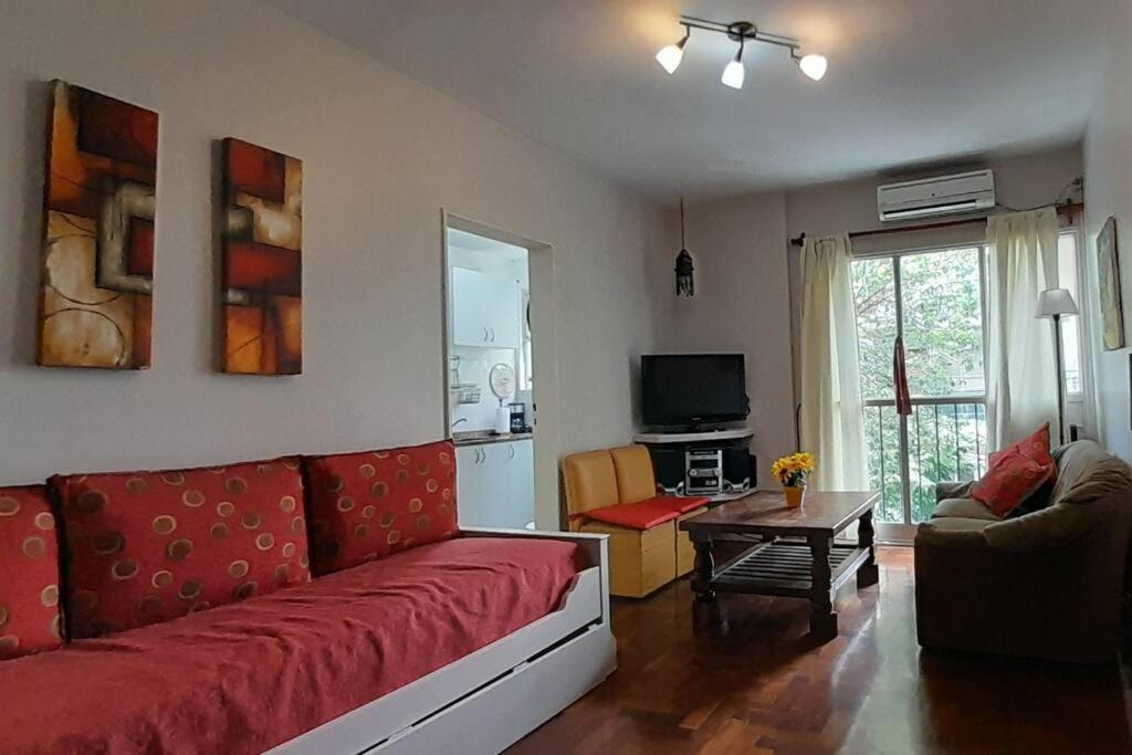Acogedor Y Luminoso Apt En Recoleta Apartamento *