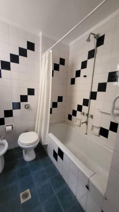 Departamento En Glamourosa Calle, 1 Dormitorio * Ciudad Autónoma de Buenos Aires