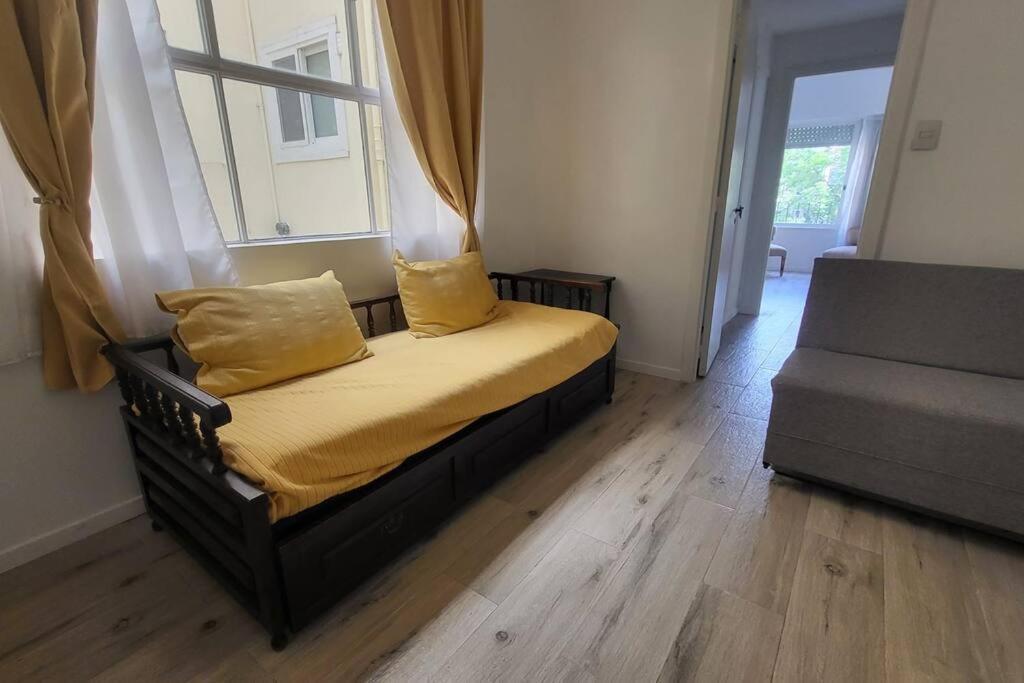 Departamento En Glamourosa Calle, 1 Dormitorio Apartamento *