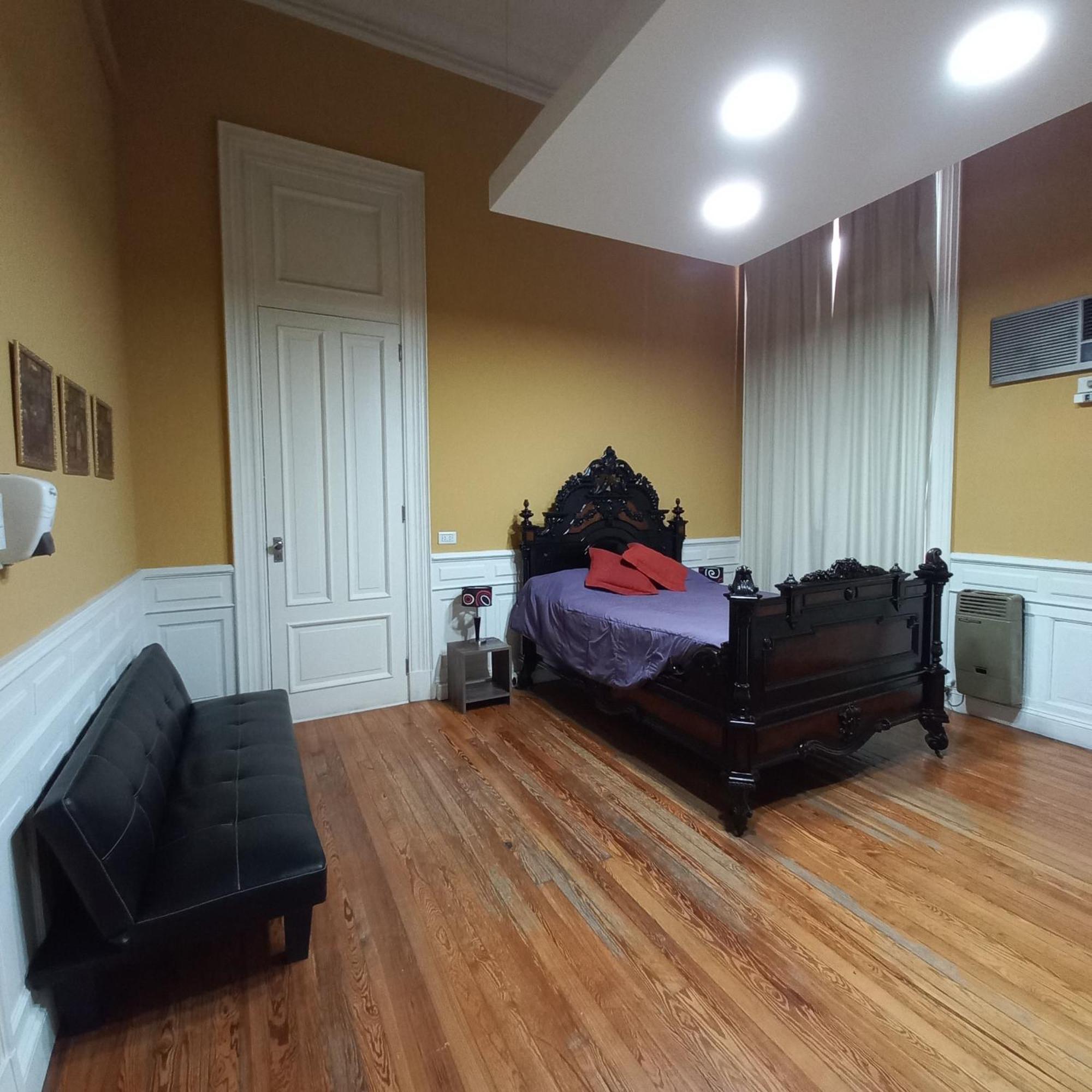 Kalahat Bed and breakfast