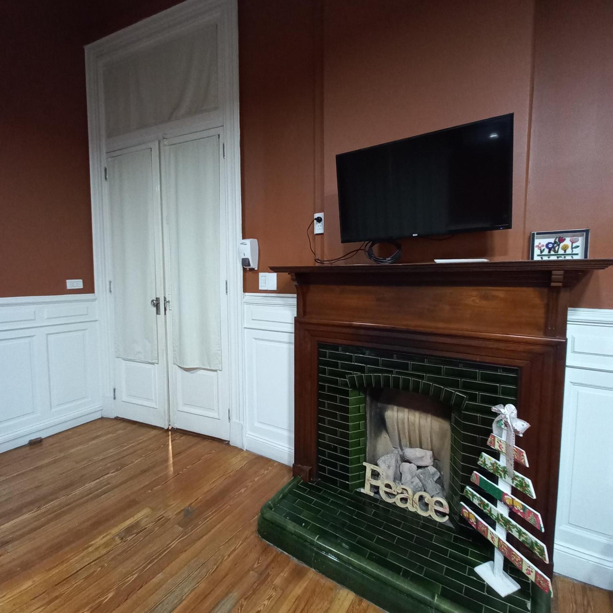 Kalahat Bed and breakfast