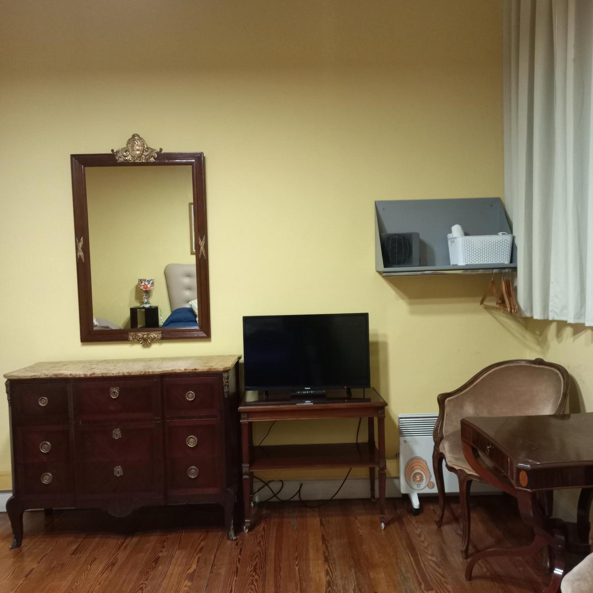 Kalahat Bed and breakfast *