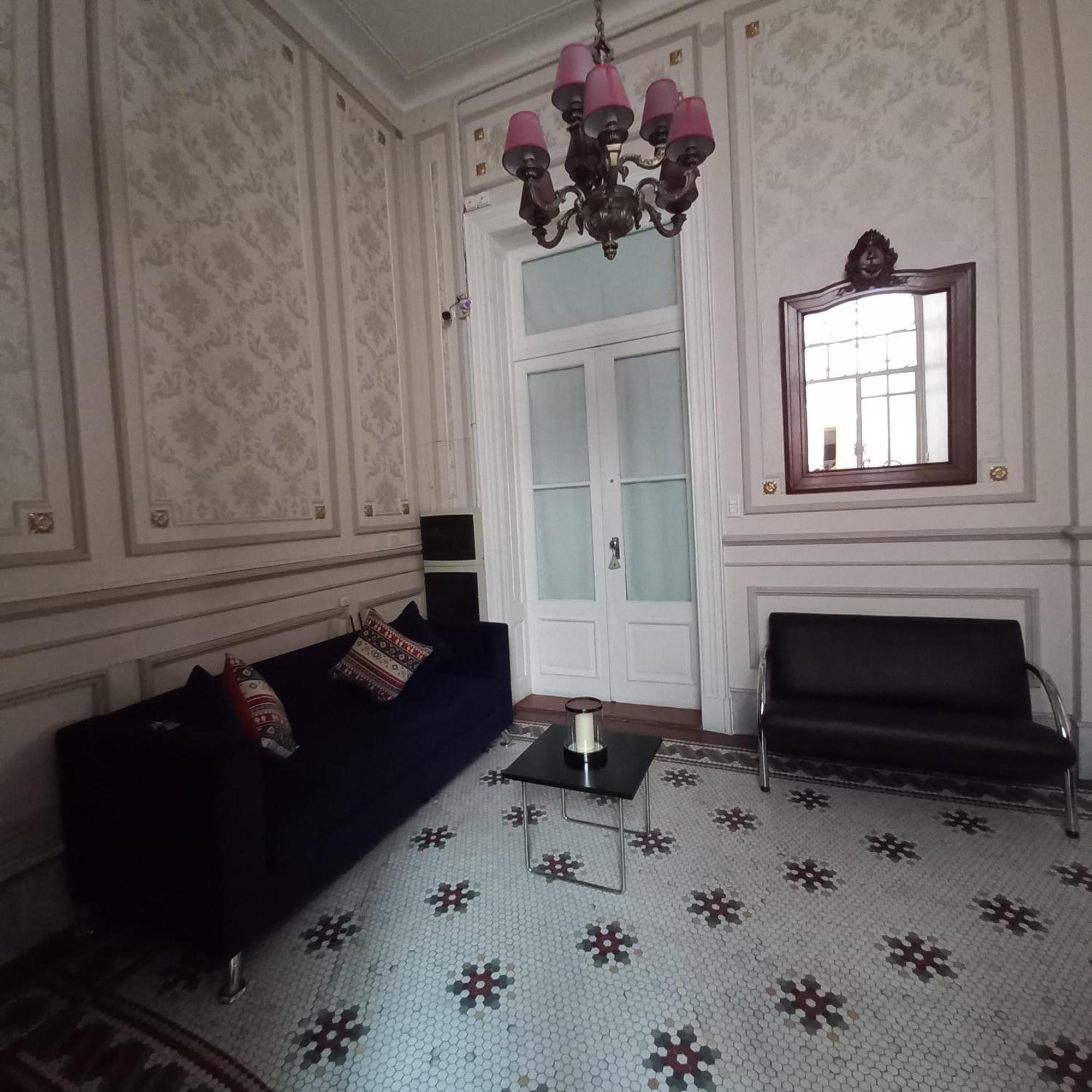 Bed and breakfast Kalahat *
