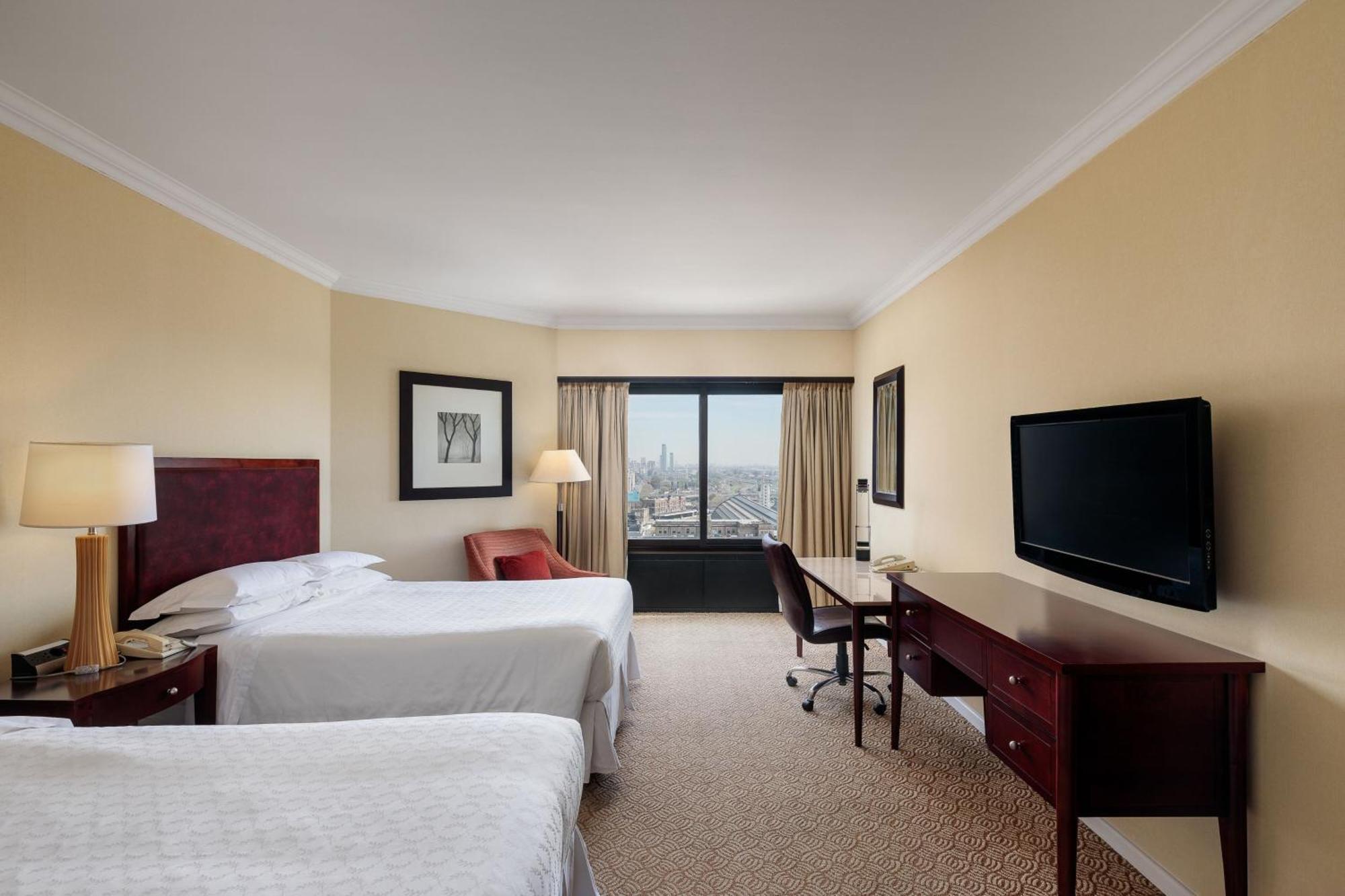 Sheraton Hotel&convention Center