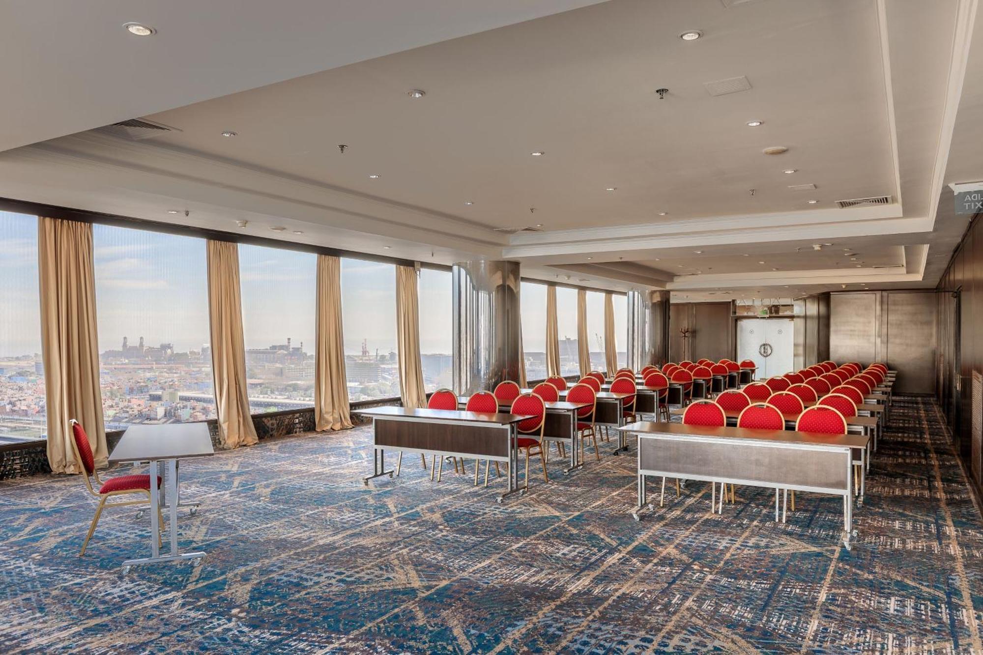 Sheraton Hotel&convention Center Hotel