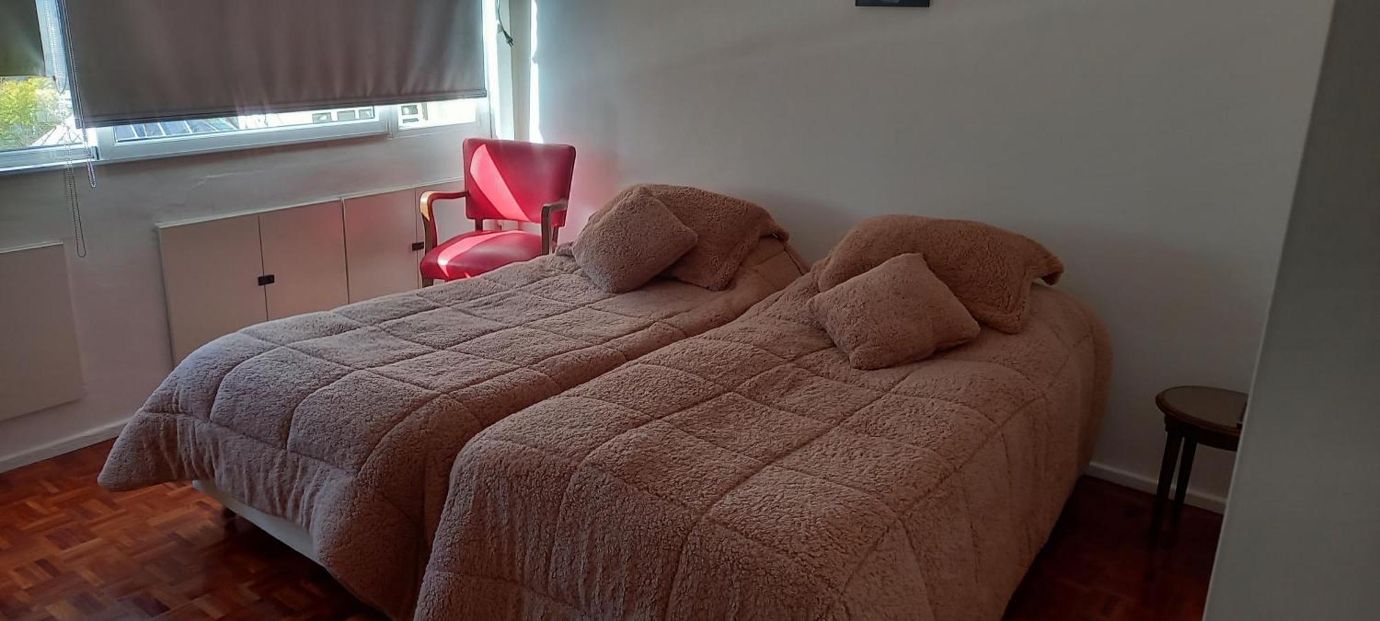 Departamento Calle Sarmiento Fte Paseo La Plaza *