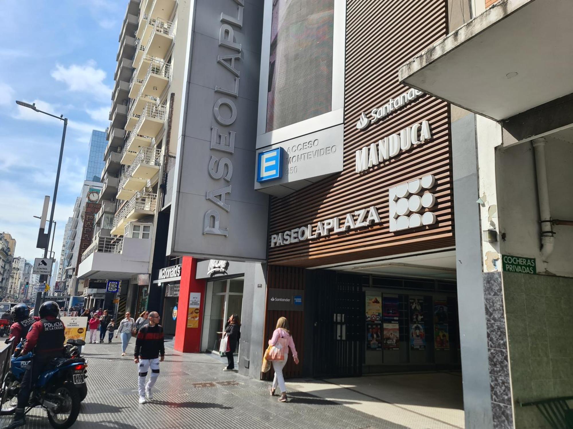 Apartamento Av. Corrientes 1670 - Paseo La Plaza -