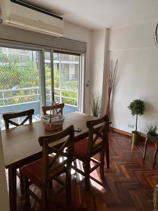Panoramic Loft: Luxe 2br With Private Parking Near Metro