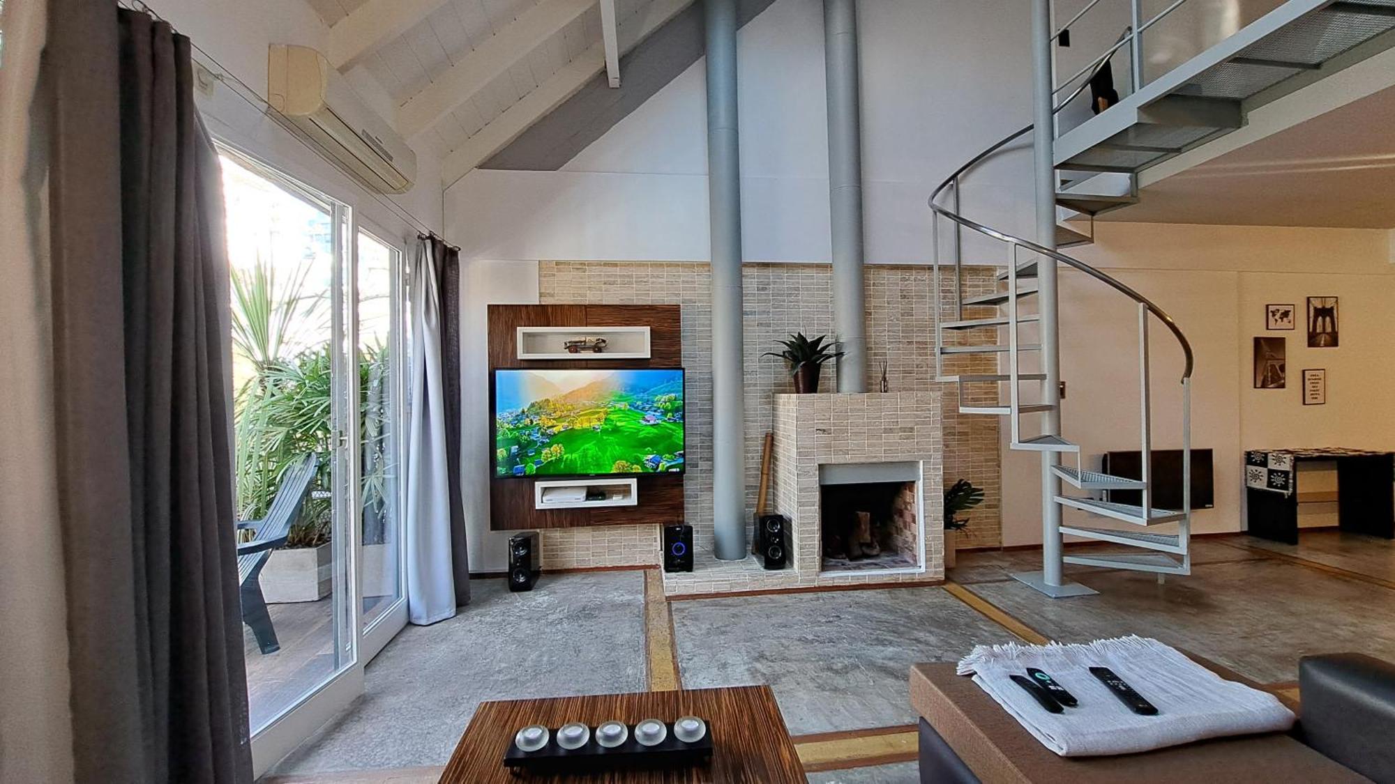 Stylish Amplio Duplex Loft Cochera-parking Canitas - Palermo Equipado - Tarifas En Ars, Solo Argentinos Apartamento Ciudad Autónoma de Buenos Aires