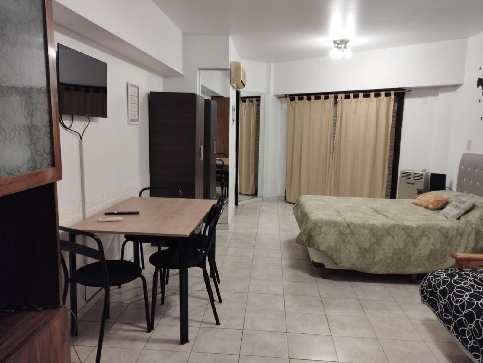 Calido Alojamiento En Belgrano Apartamento *