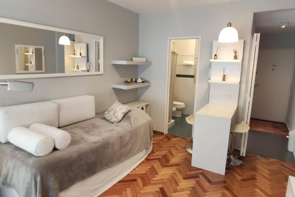 Hermoso Departamento En El Centro De Bs. As. Apartamento *