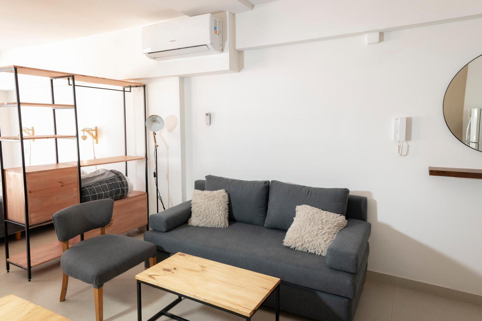 Ex 11g! Piso Alto Con Pileta, Centro Ba, 3pax *