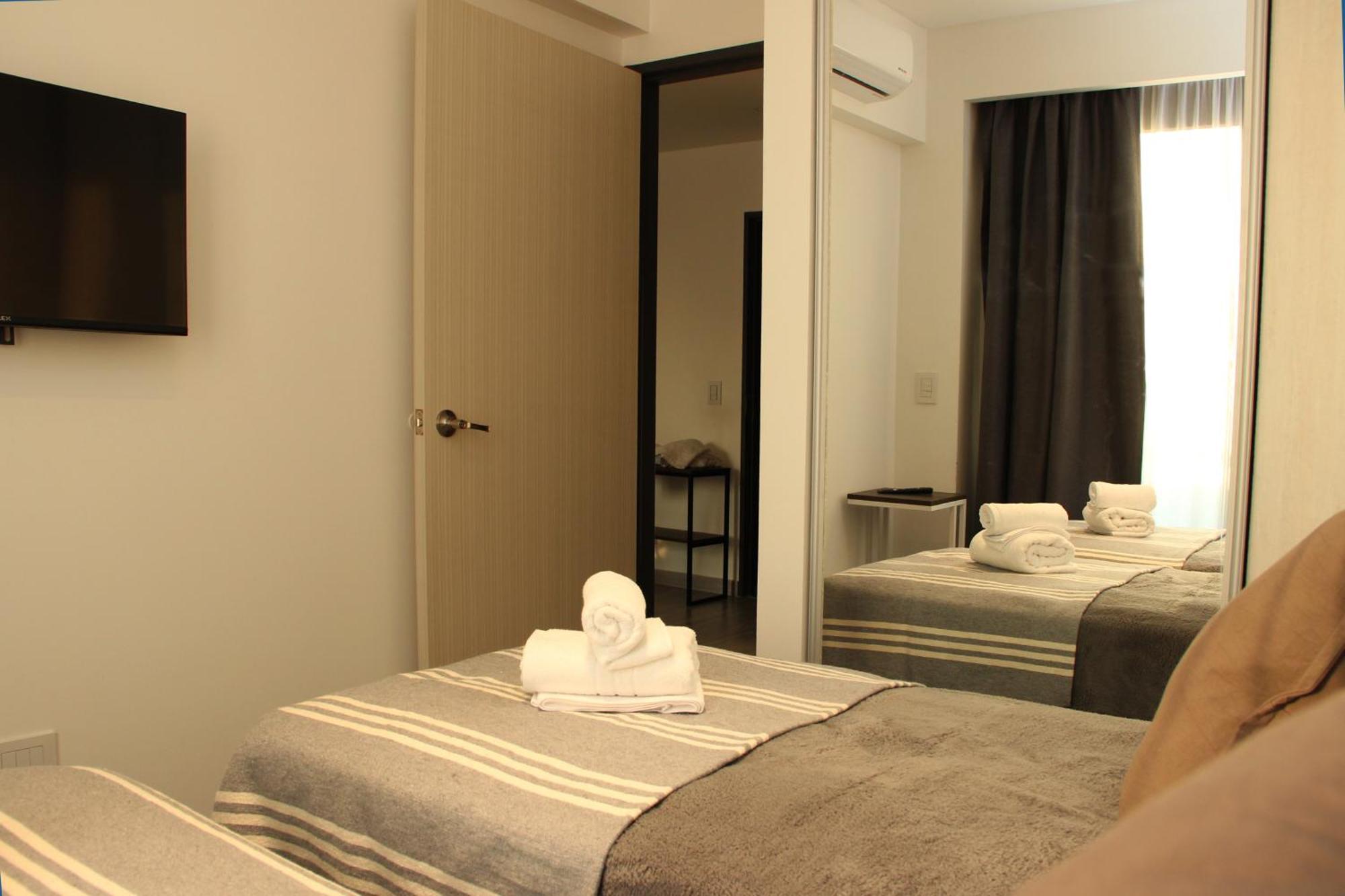 In House Ba - Le Coq Apartahotel *