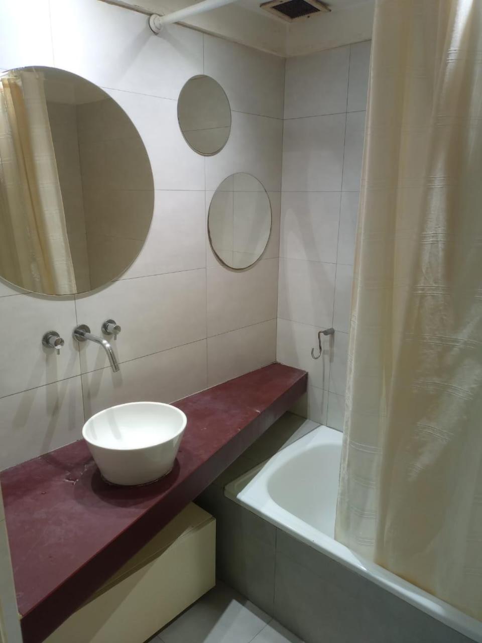 Apartamento Apart Guemes Y Scalabrini Ortiz *