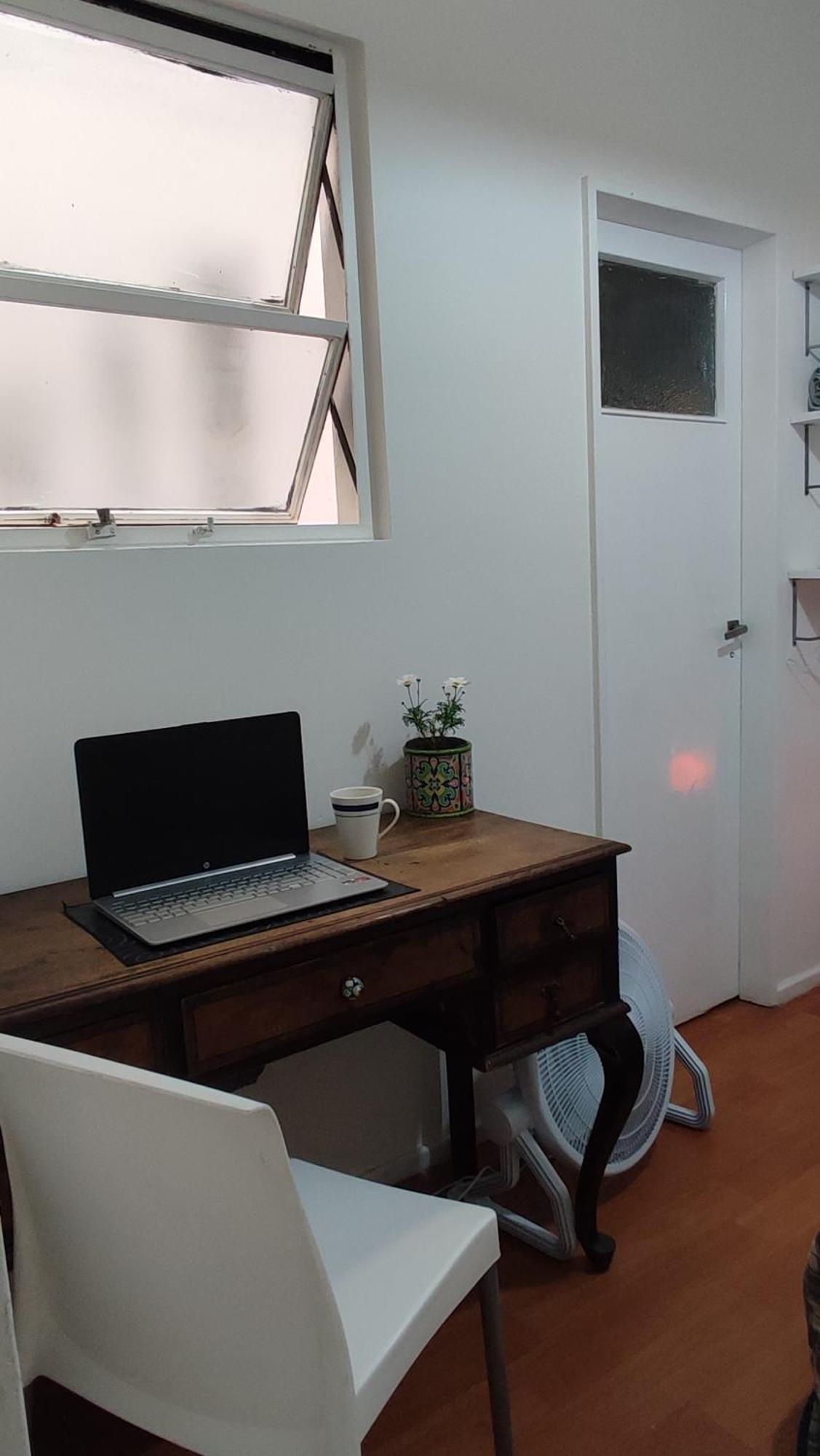 ¡habitacion Con Bano Privado En Plena Recoleta! Habitación en casa particular
