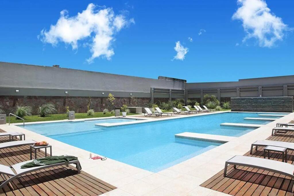 Apartamento Departamento Con Pileta De Lujo, Centro De *