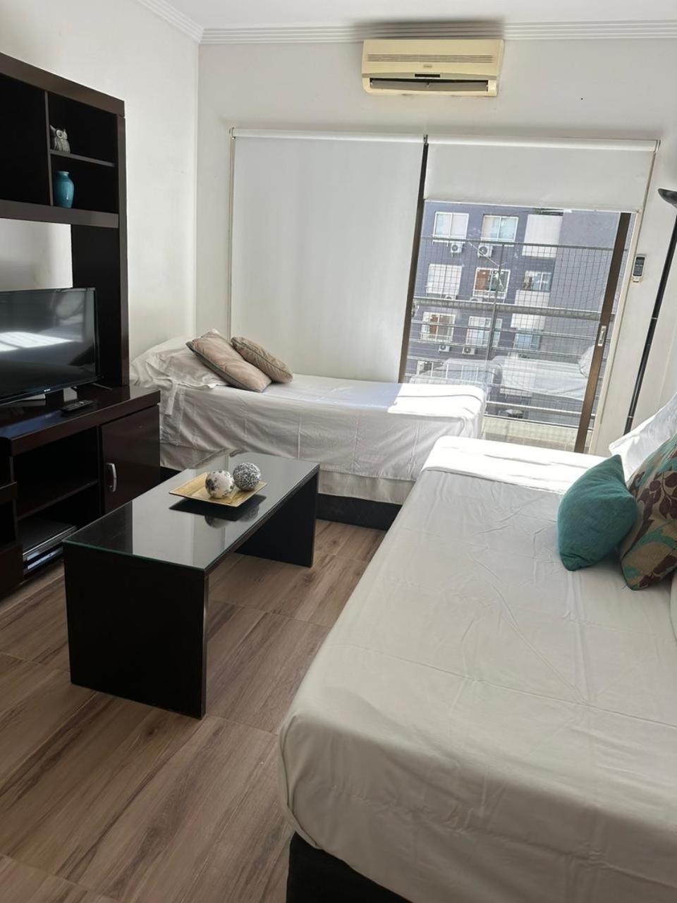 Apartamento Alquilo X1dia,1noche,semana,mes Palermo Rural Juncal Y Oro 2-4 Personas Piscina Cochera Wifi Gim Sauna Laundry Se Solicita Seña Y Su Whats App *