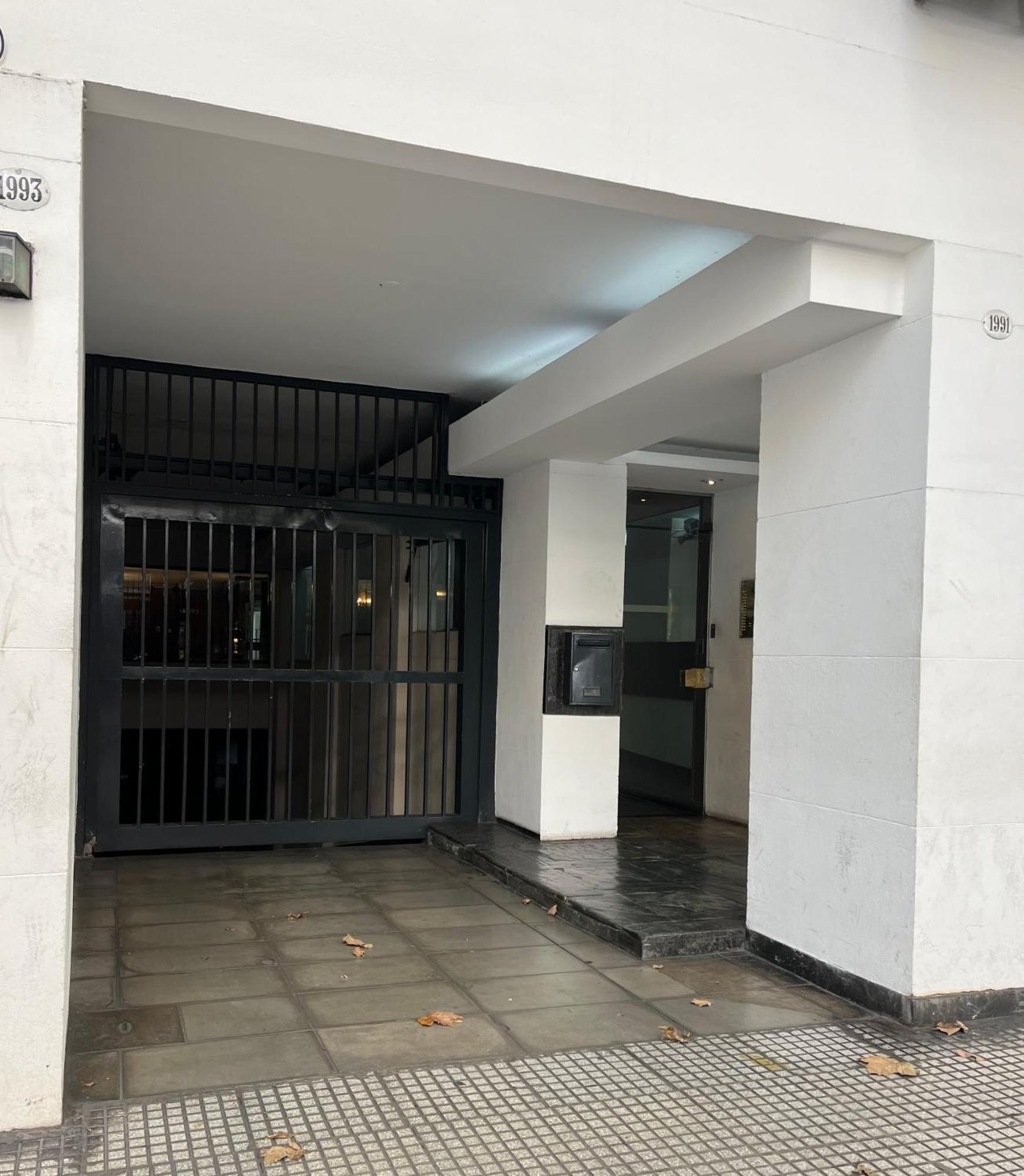 Habitación en casa particular Y Bano Privado Mujeres En Recoleta *