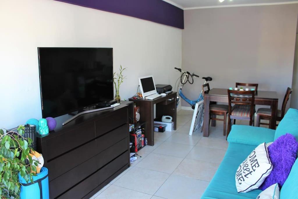 Apartamento Departamento Calido Y Luminoso En Palermo/v.crespo *