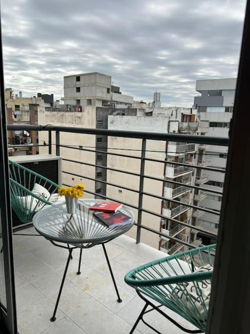 Apartamento Departamento Calido Y Luminoso En Palermo/v.crespo *