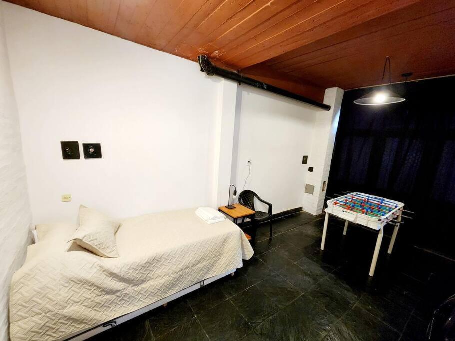Casa Palermosoho Piscina Jardin Parrilla Terraza 3pisos 5dorm 4banos Сasa de vacaciones