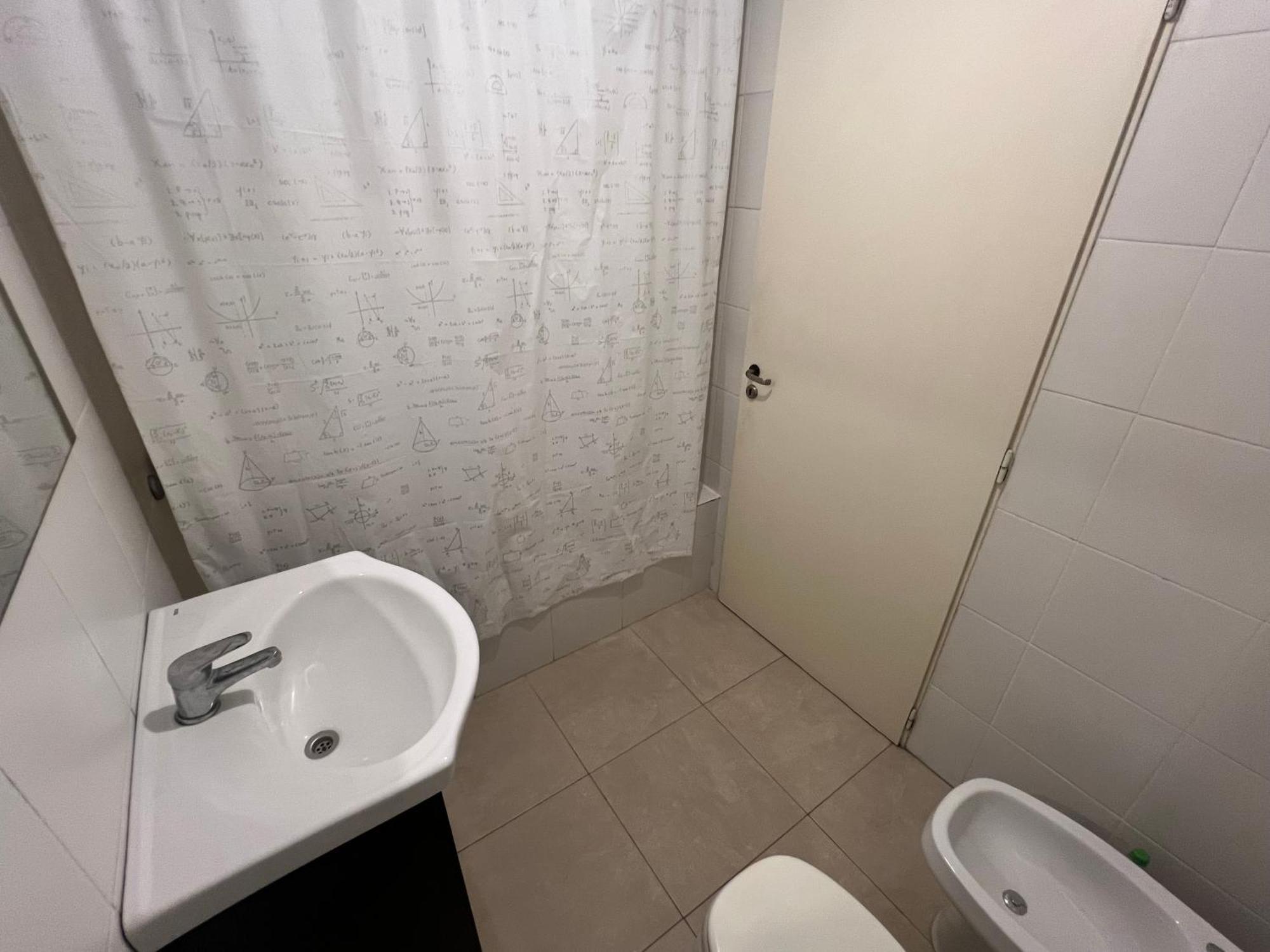 Monoambiente En Recoleta. Cercano Al Metro! Apartment *