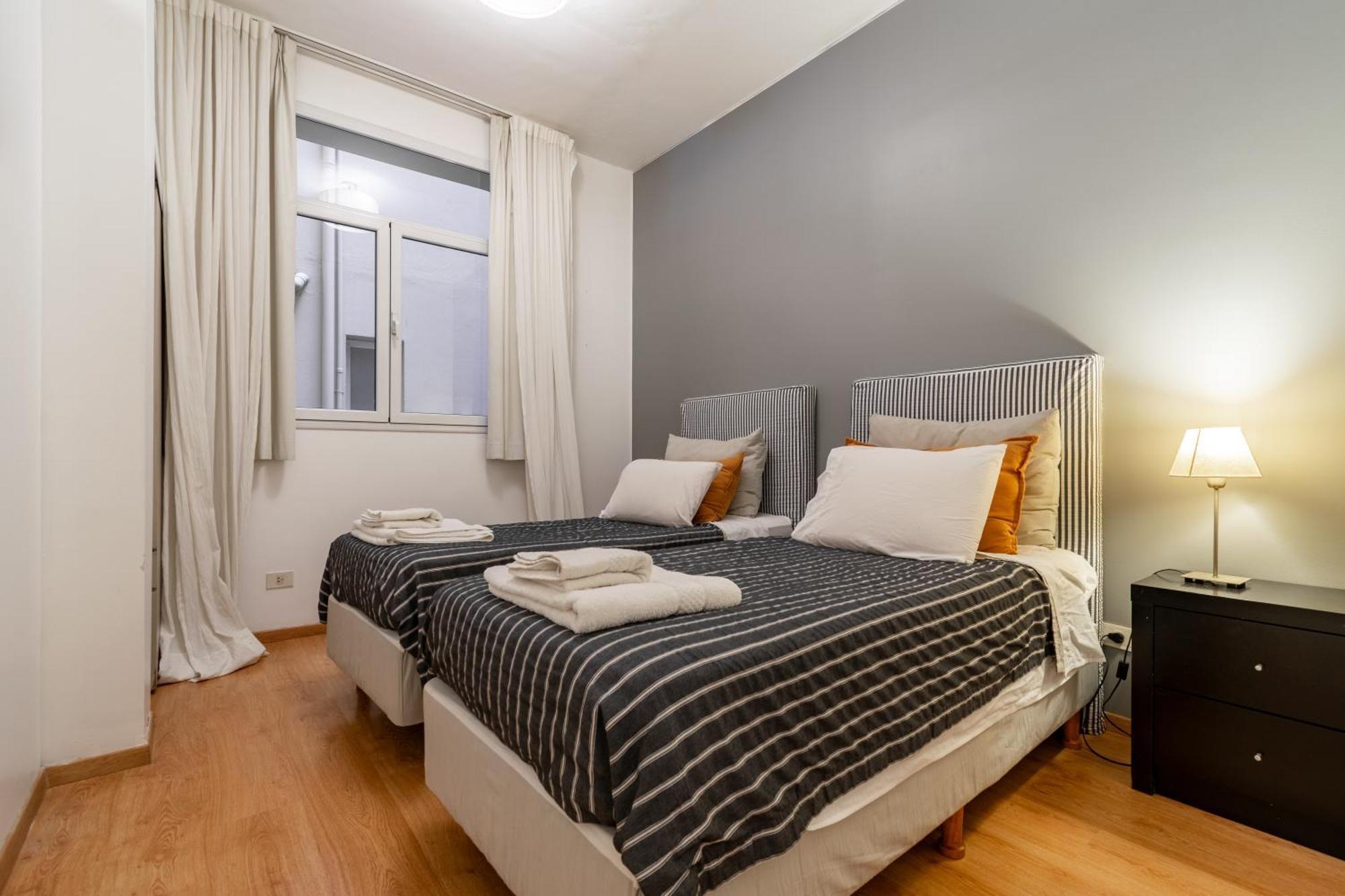 Departamento Familiar Muy Cerca De La Plaza San Telmo - Ba 2