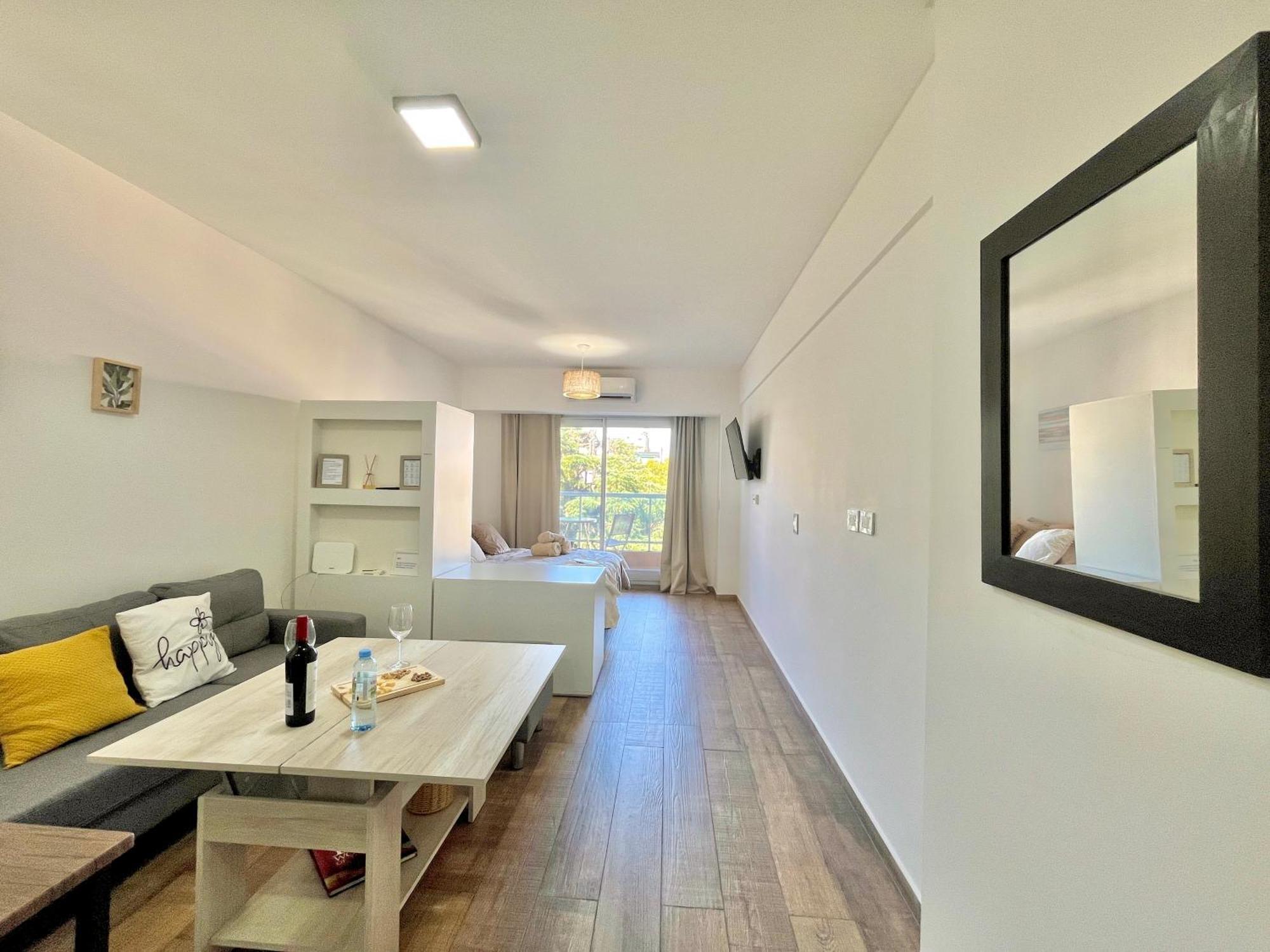 Modern & Comfortable In Recoleta Apartment