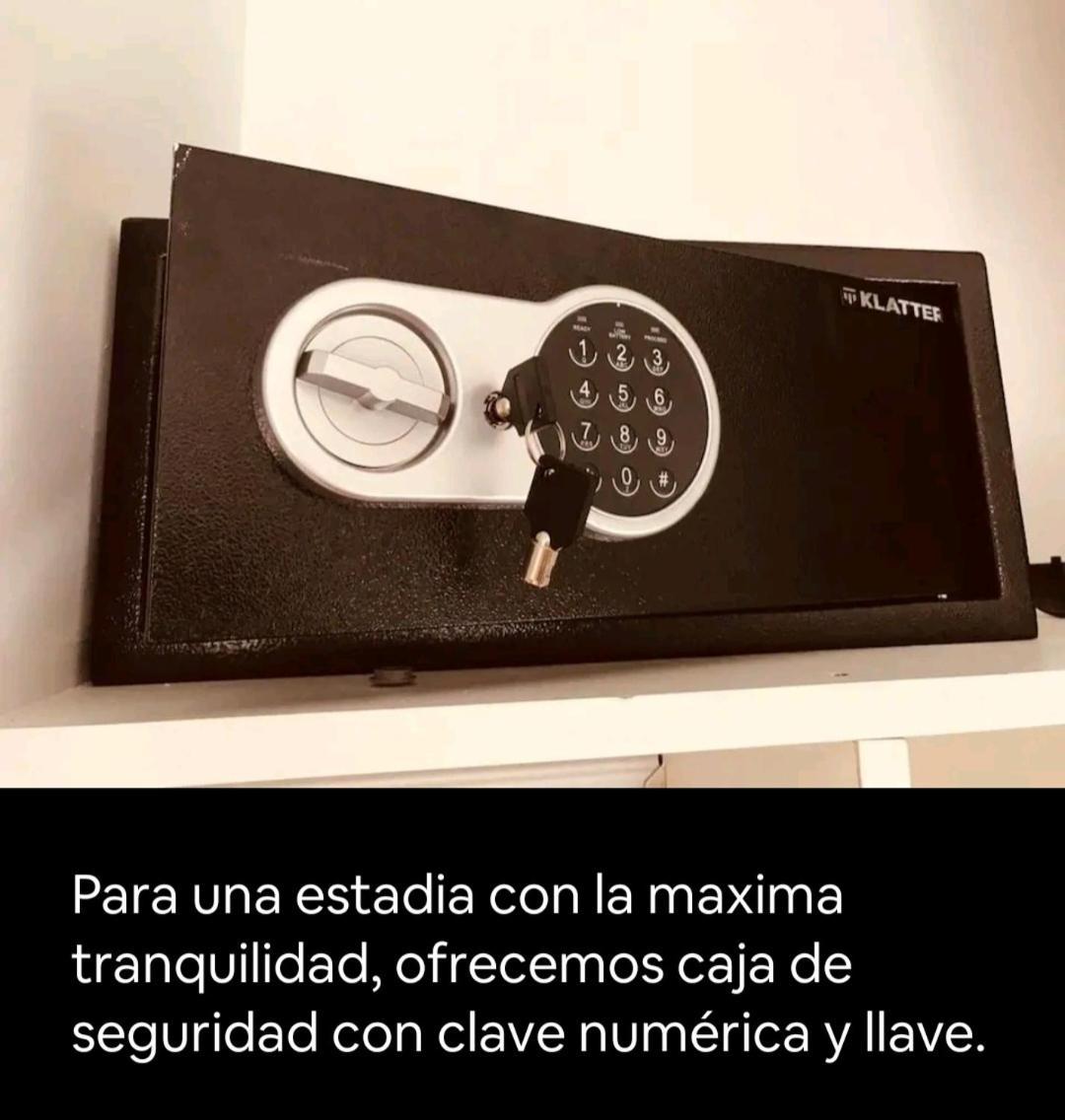 Un Espacio De Luz Agregarle A Tu Estadia. Apartamento