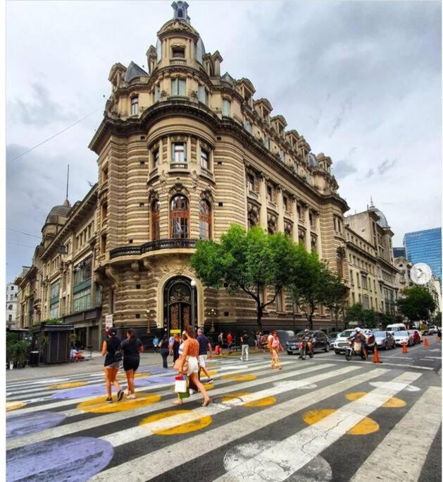 A Cuadras Del Obelisco Y Metros De Galerias Pacifico Apartamento Buenos Aires