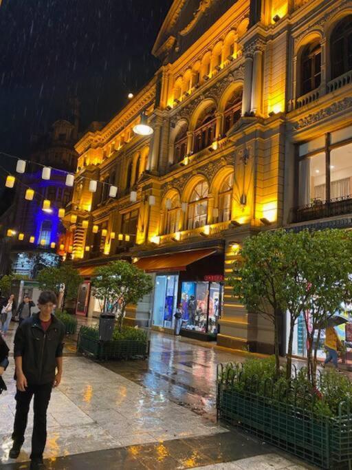 Apartamento A Cuadras Del Obelisco Y Metros De Galerias Pacifico