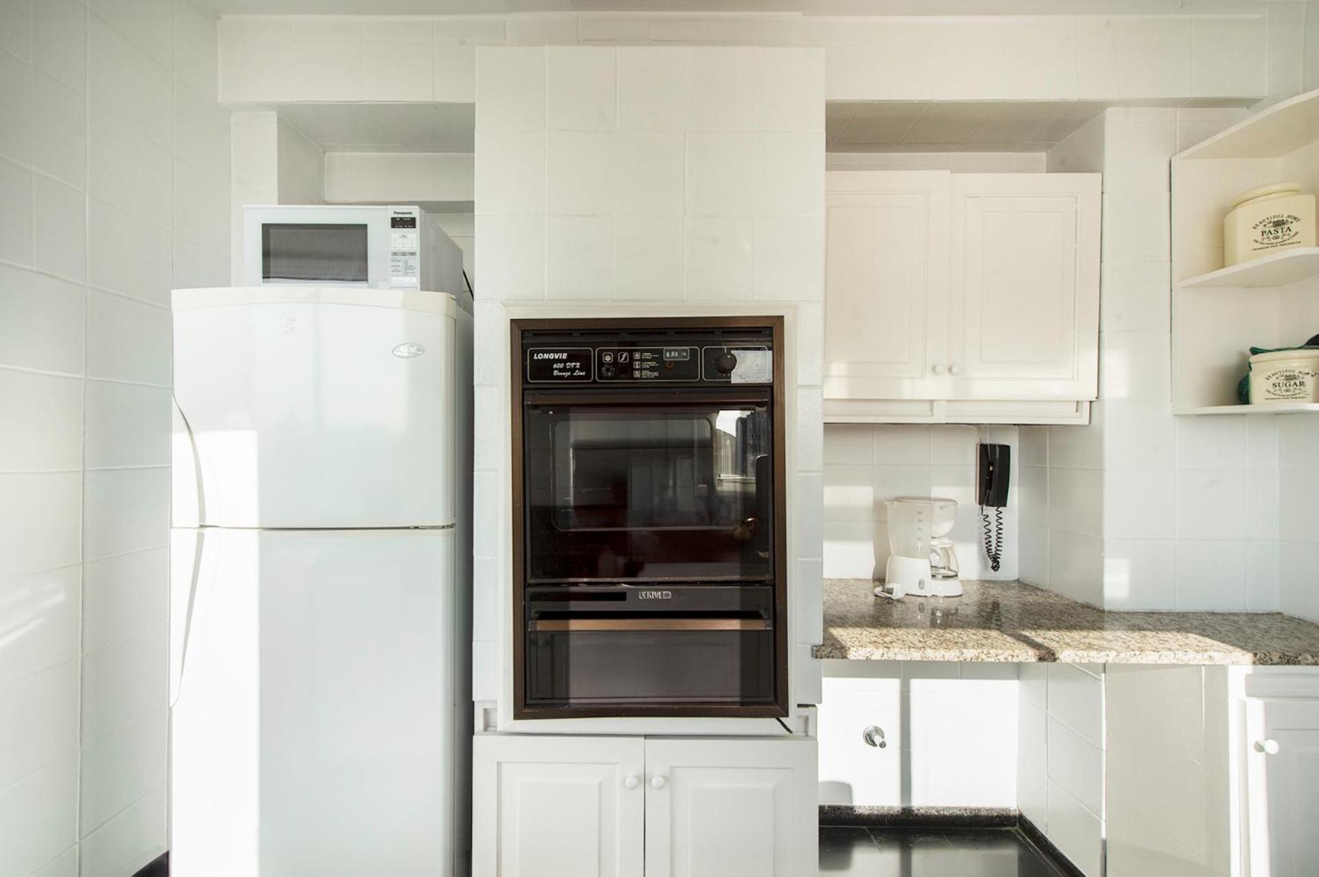 Fliphaus Billinghurst 2300 - 2 Bd Palermo