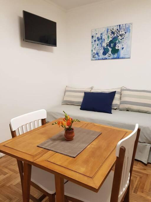 Departamento Laprida * Ciudad Autónoma de Buenos Aires