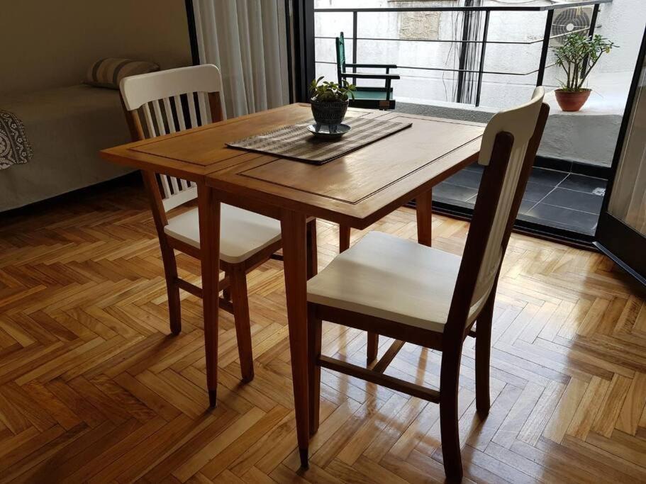 Departamento Laprida * Ciudad Autónoma de Buenos Aires