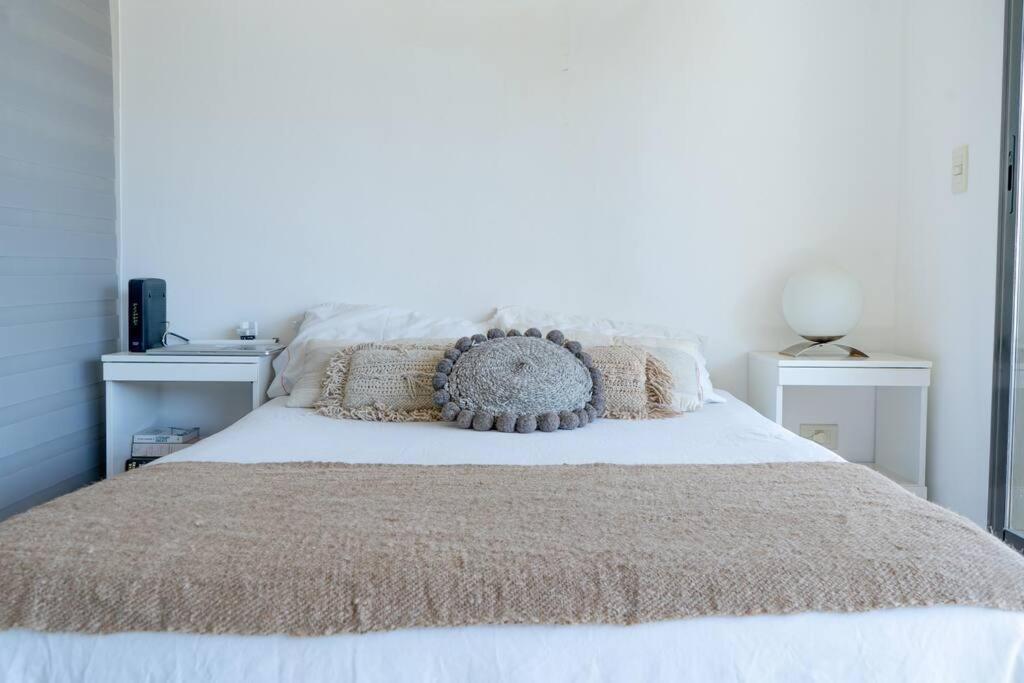 Palermo Hollywood: Upscale With Lovely View Buenos Aires