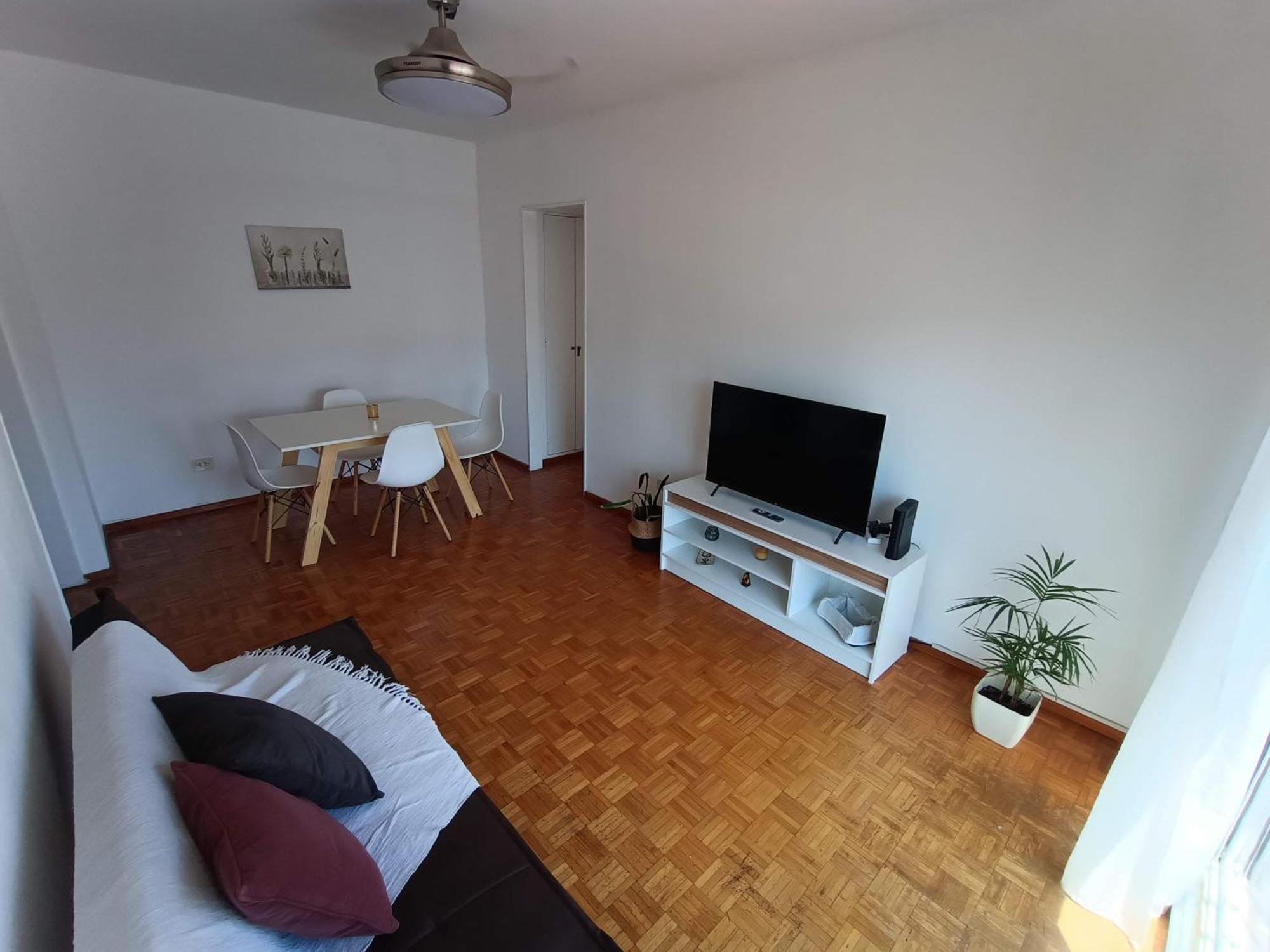 Bonito, Luminoso Y Tranquilo En Gran Ubicacion Apartment Buenos Aires