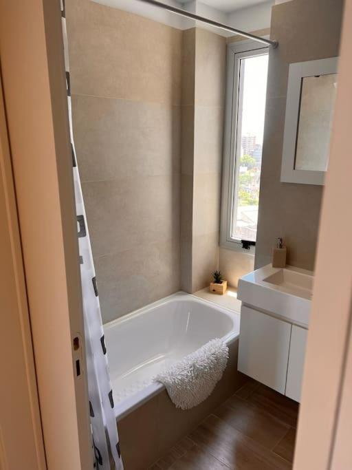 Hermoso Monoambiente, Mucha Luz! Apartamento *