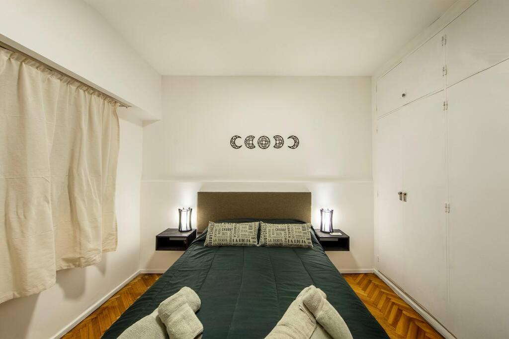 Amplio 1br En Recoleta Apartment