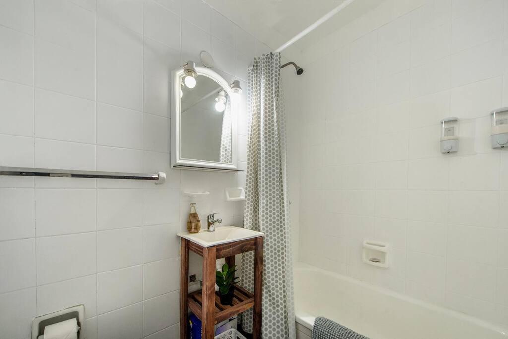Amplio 1br En Recoleta