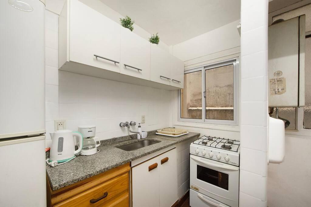 Amplio 1br En Recoleta Apartment *
